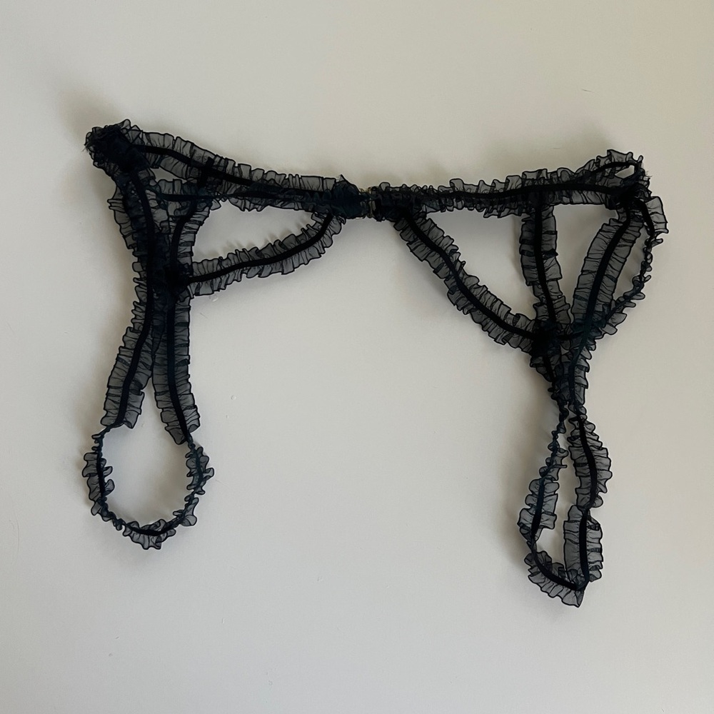 Ruffled Panty Garter